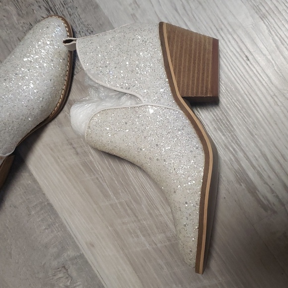 Corkys Glow up Glitter White Bootie NIB Size 8 And 10 - Picture 6 of 8